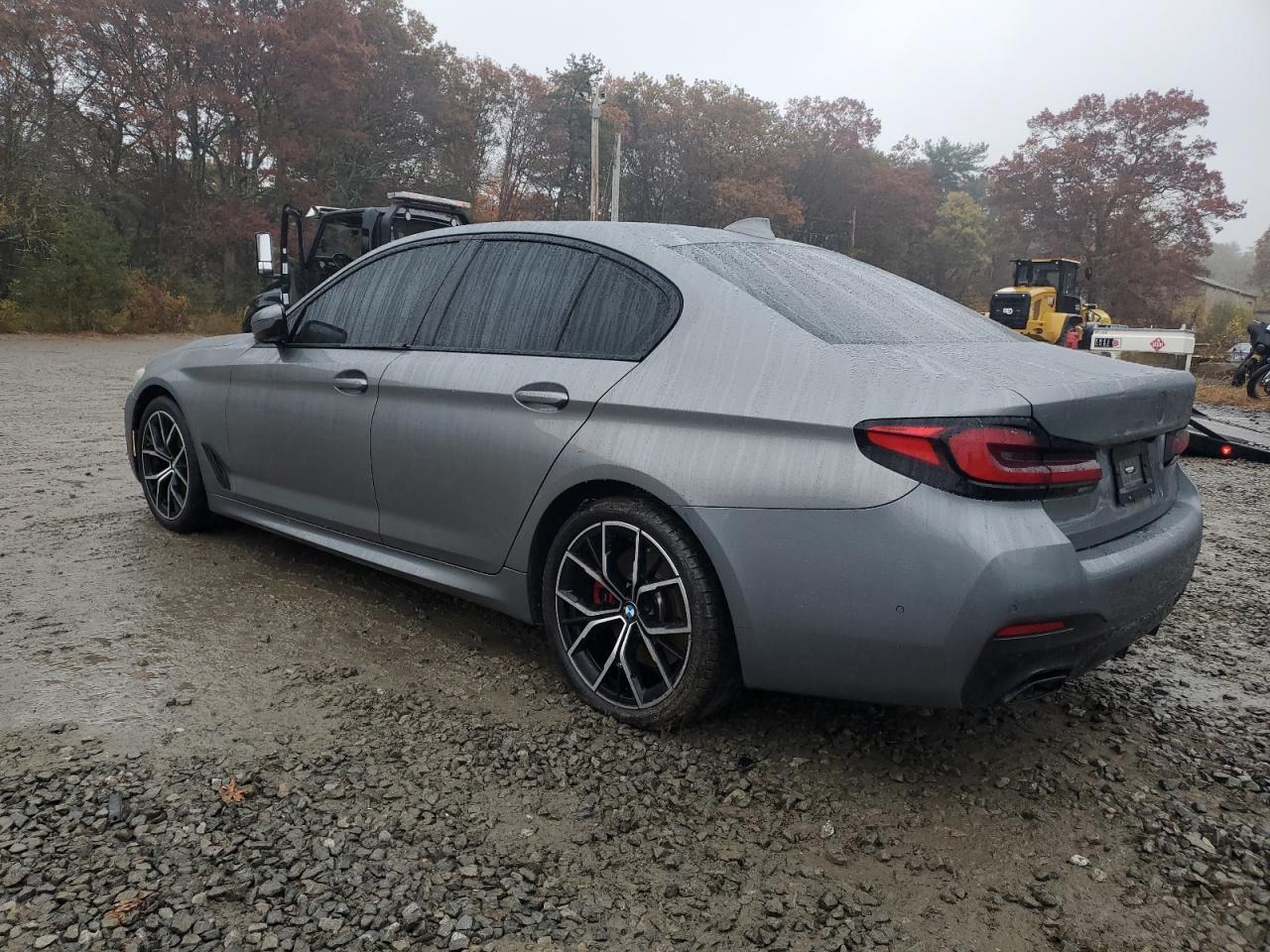 2023 BMW 530 I - Фото 2