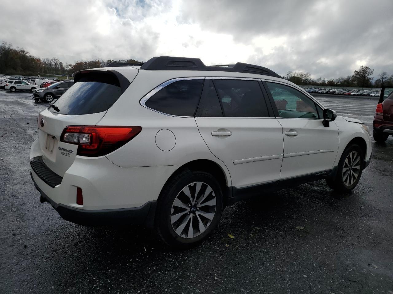 2015 Subaru Outback 2.5I Limited - Фото 3