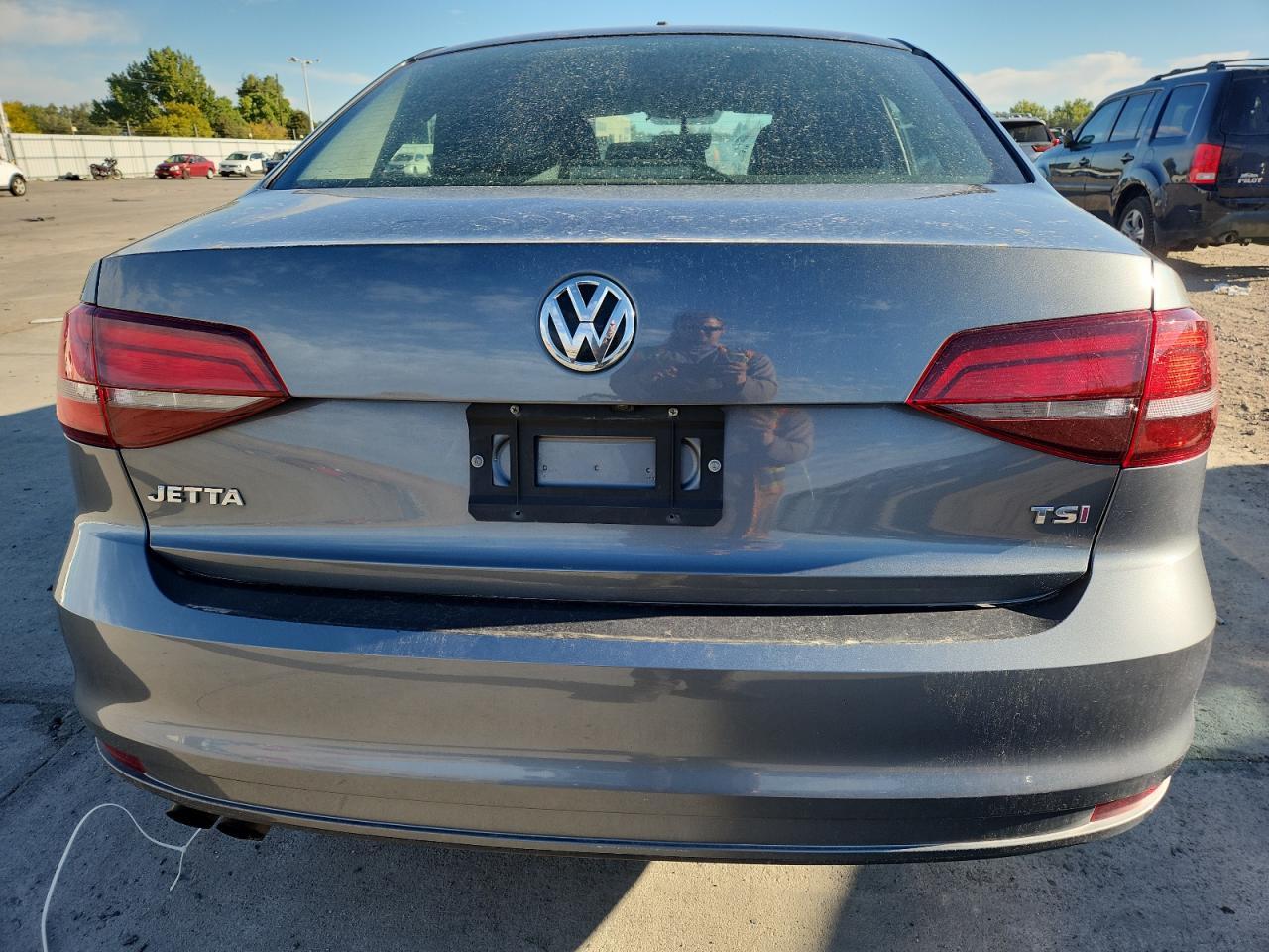 2017 Volkswagen Jetta S - Image 6