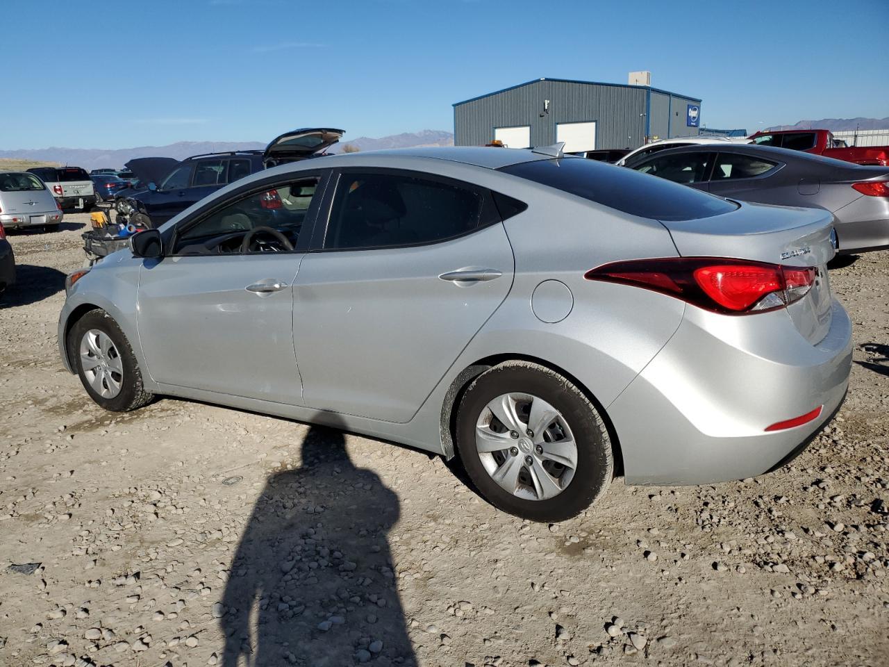 2016 Hyundai Elantra Se - Image 2