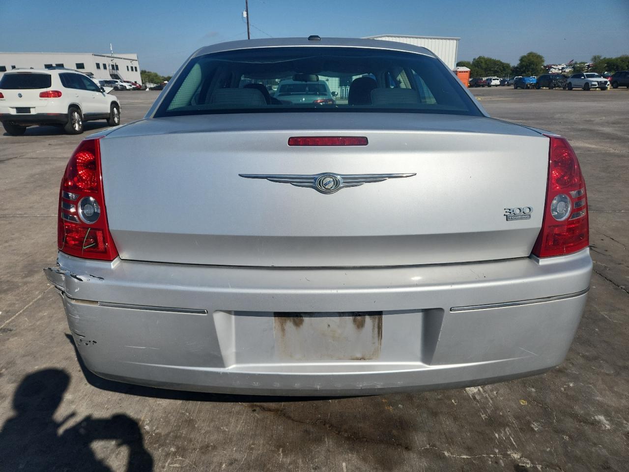 2010 Chrysler 300 Touring - Image 6