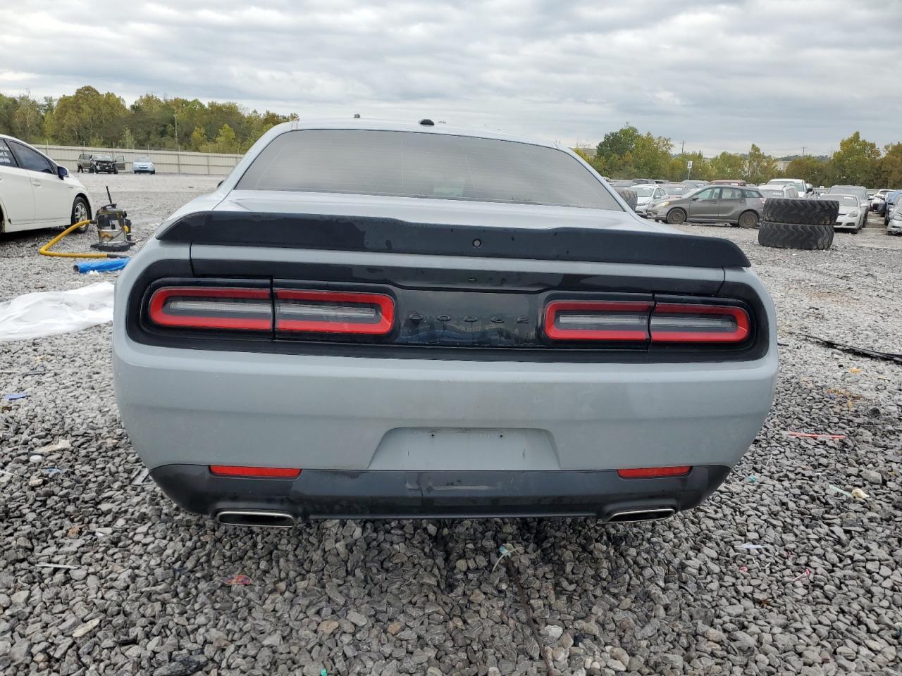 2022 Dodge Challenger Sxt - Фото 6