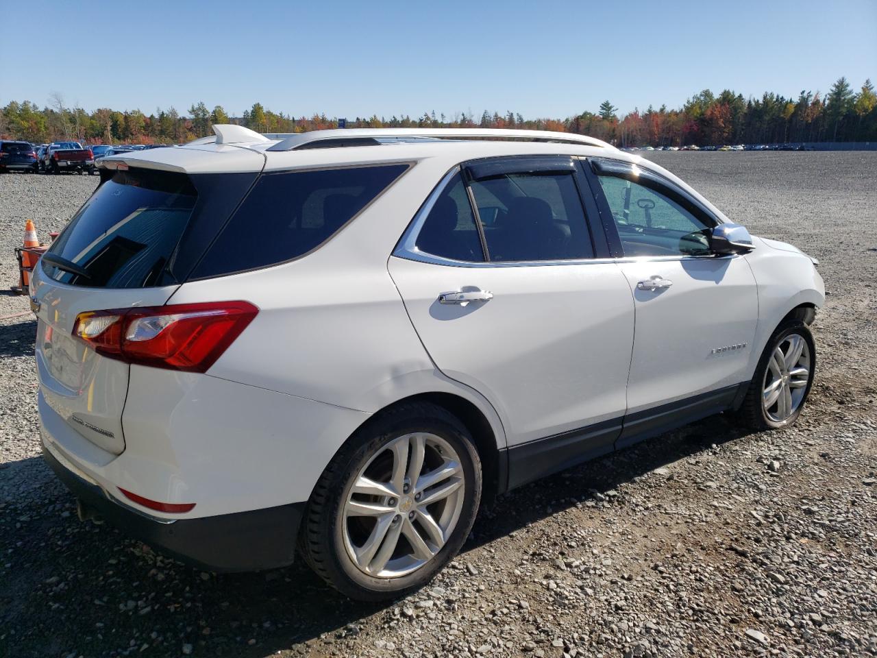 2019 Chevrolet Equinox Premier - Image 3