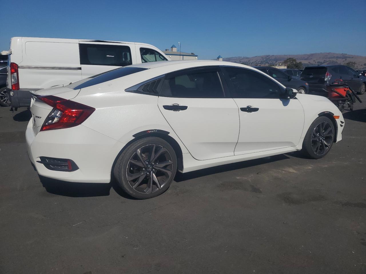 2019 Honda Civic Sport - Фото 3
