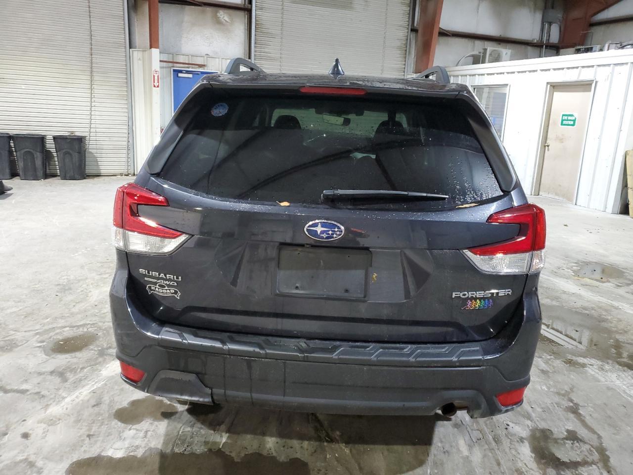 2019 Subaru Forester Premium - Фото 6