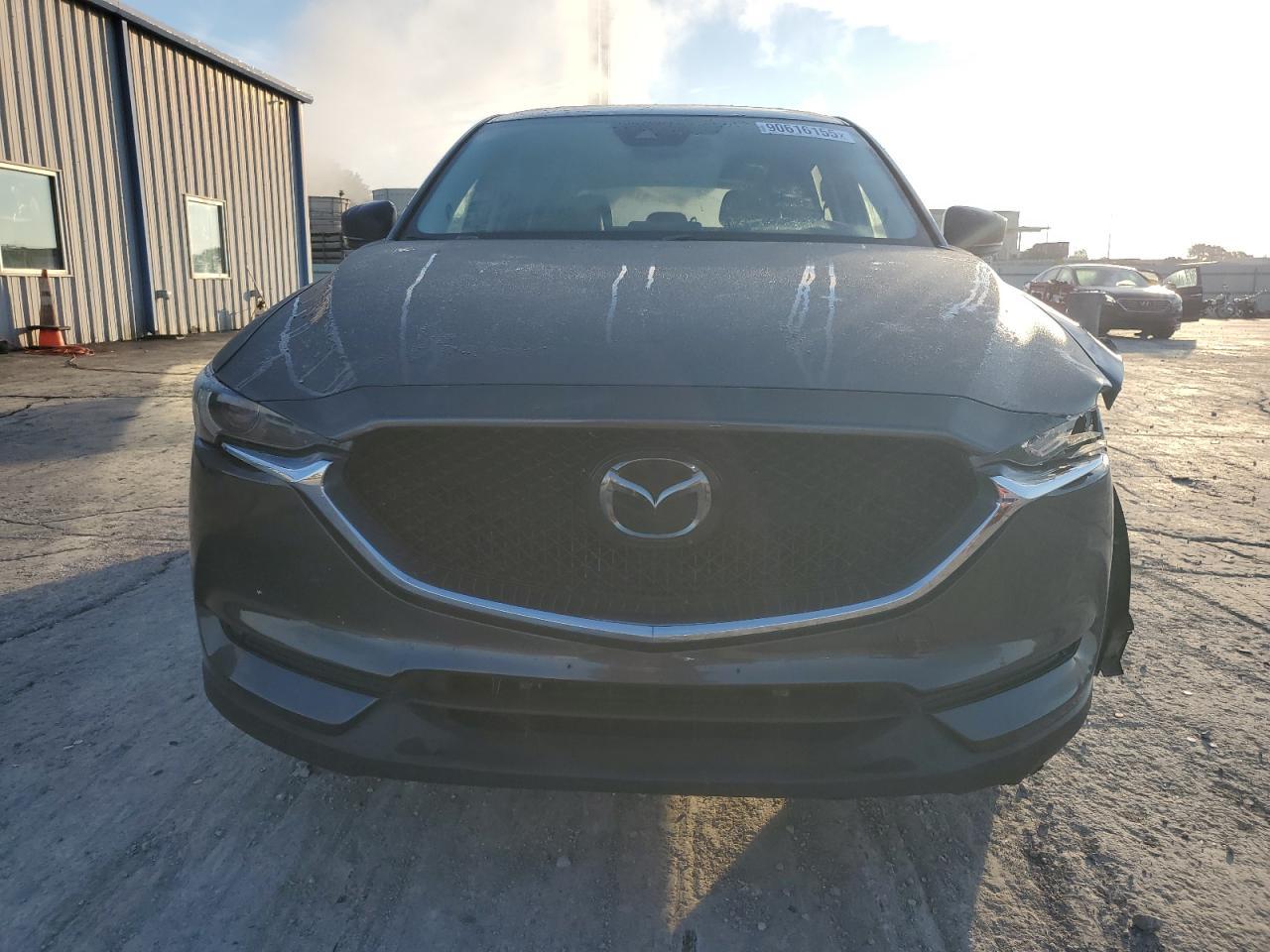 2017 Mazda Cx-5 Grand Touring - Image 5