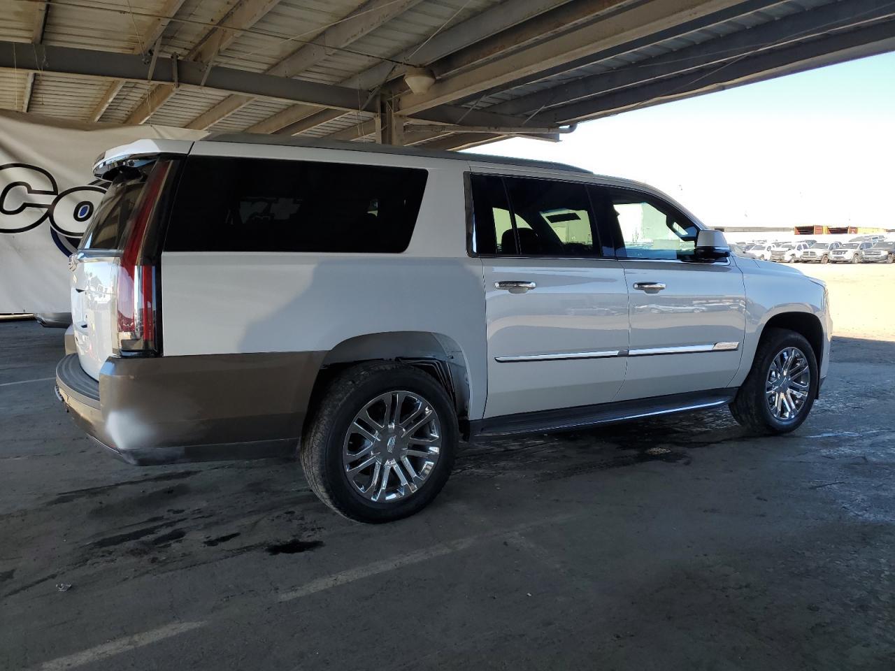 2018 Cadillac Escalade Esv - Фото 3