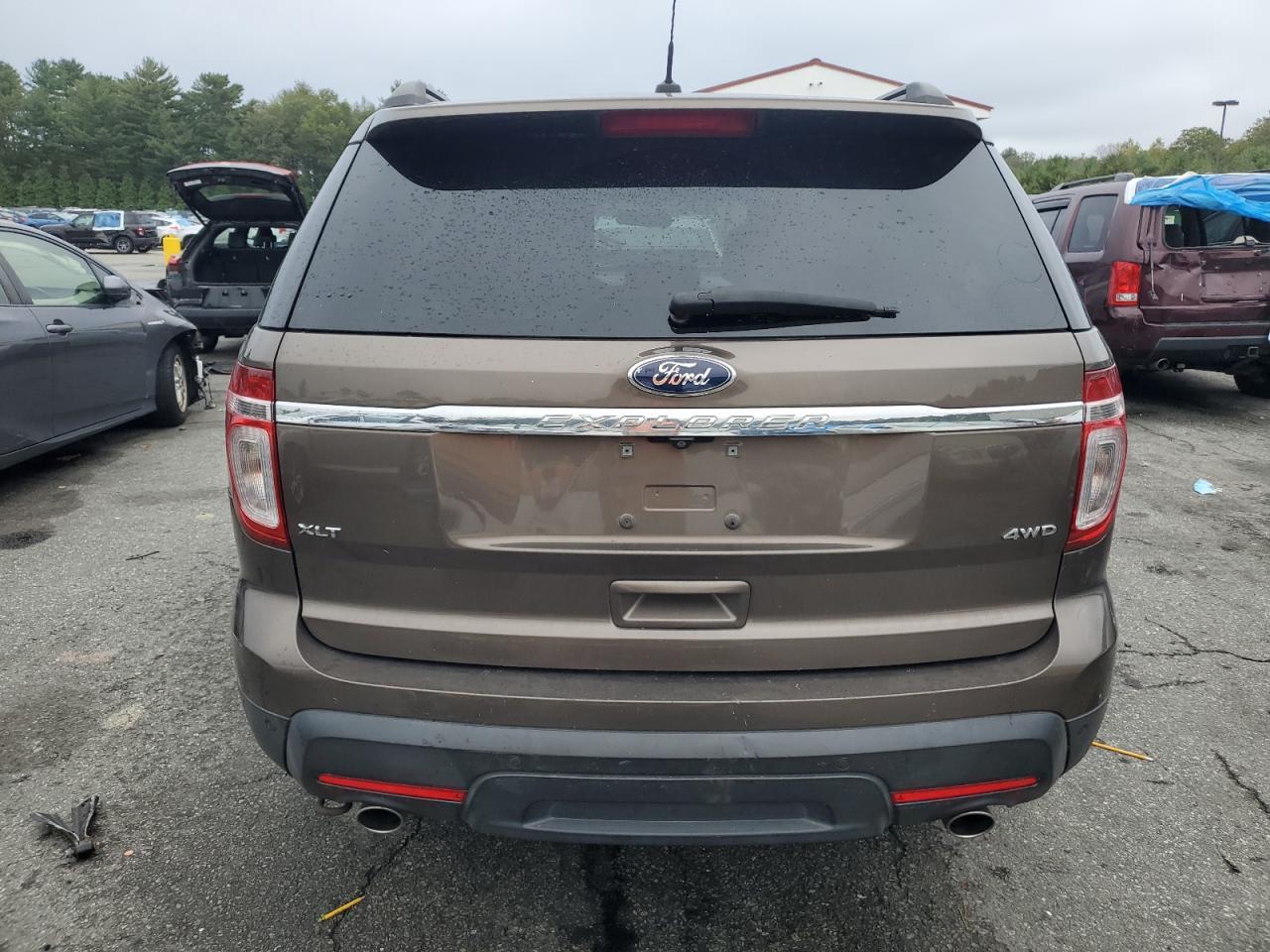 2015 Ford Explorer Xlt - Фото 6