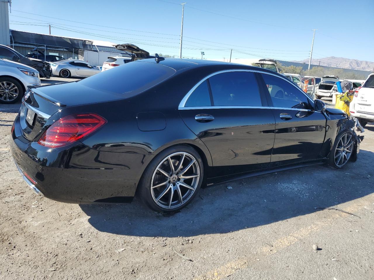 2019 Mercedes-Benz S 560 - Фото 3