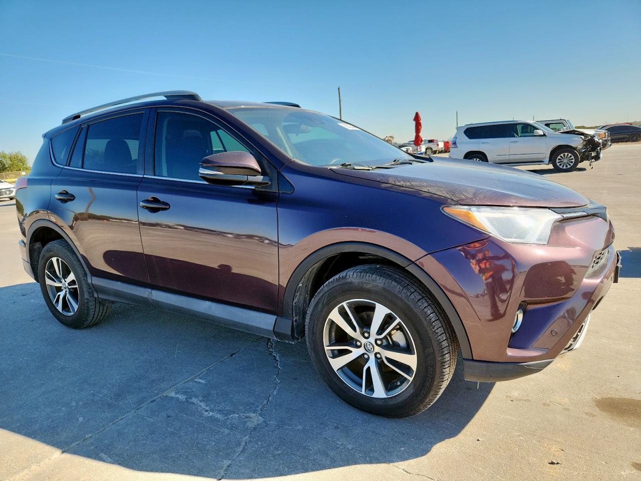 2018 Toyota Rav4 Adventure - Фото 4