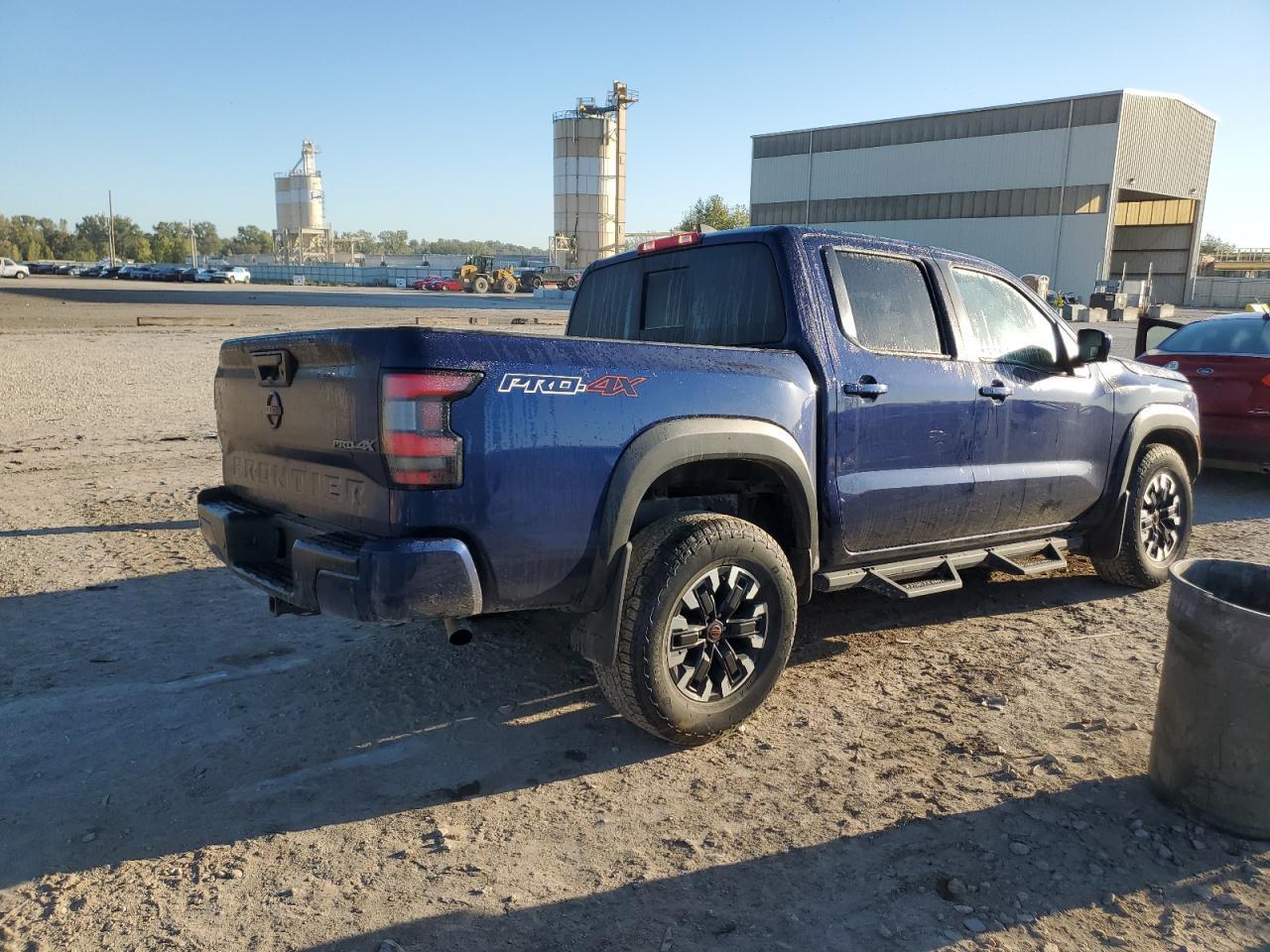 2023 Nissan Frontier S - Image 3