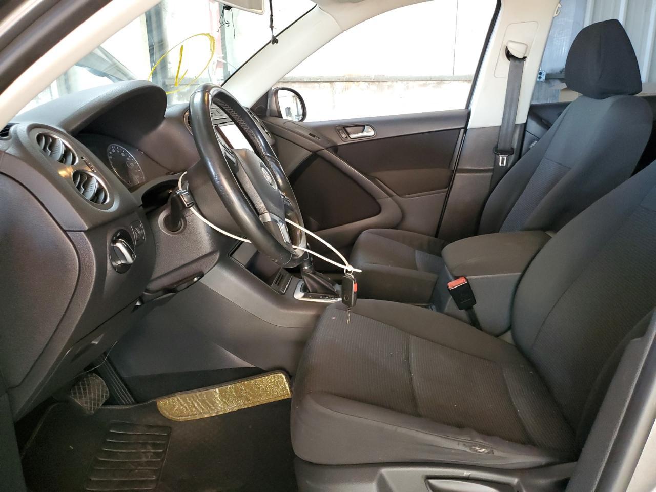 2013 Volkswagen Tiguan S - Фото 7