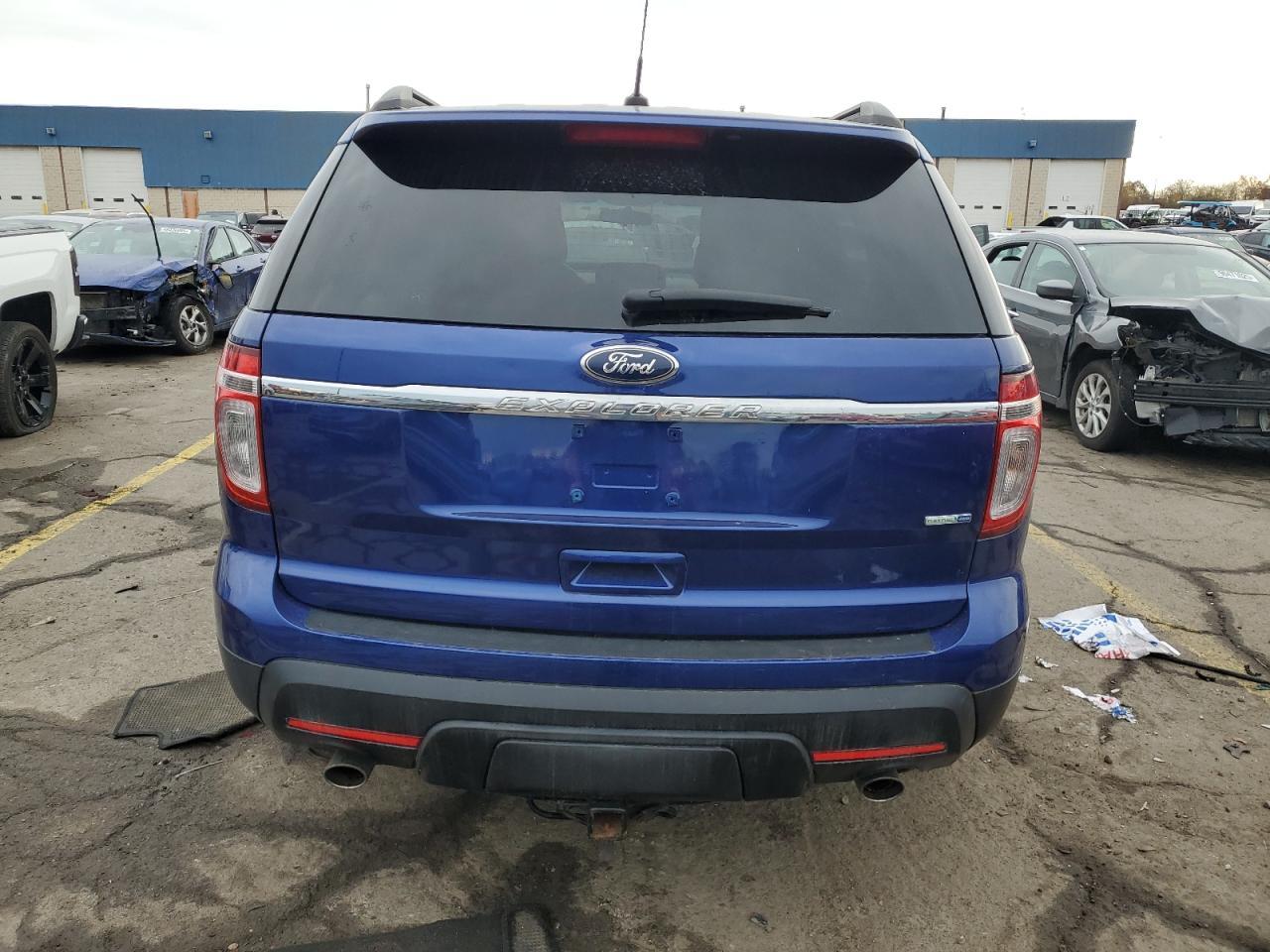 2015 Ford Explorer - Фото 6