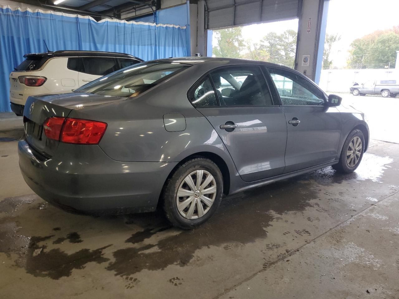 2014 Volkswagen Jetta Base - Фото 3