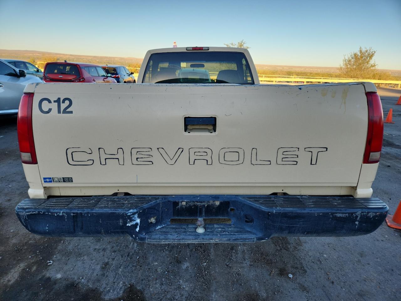 1998 Chevrolet Gmt-400 C2500 - Image 6