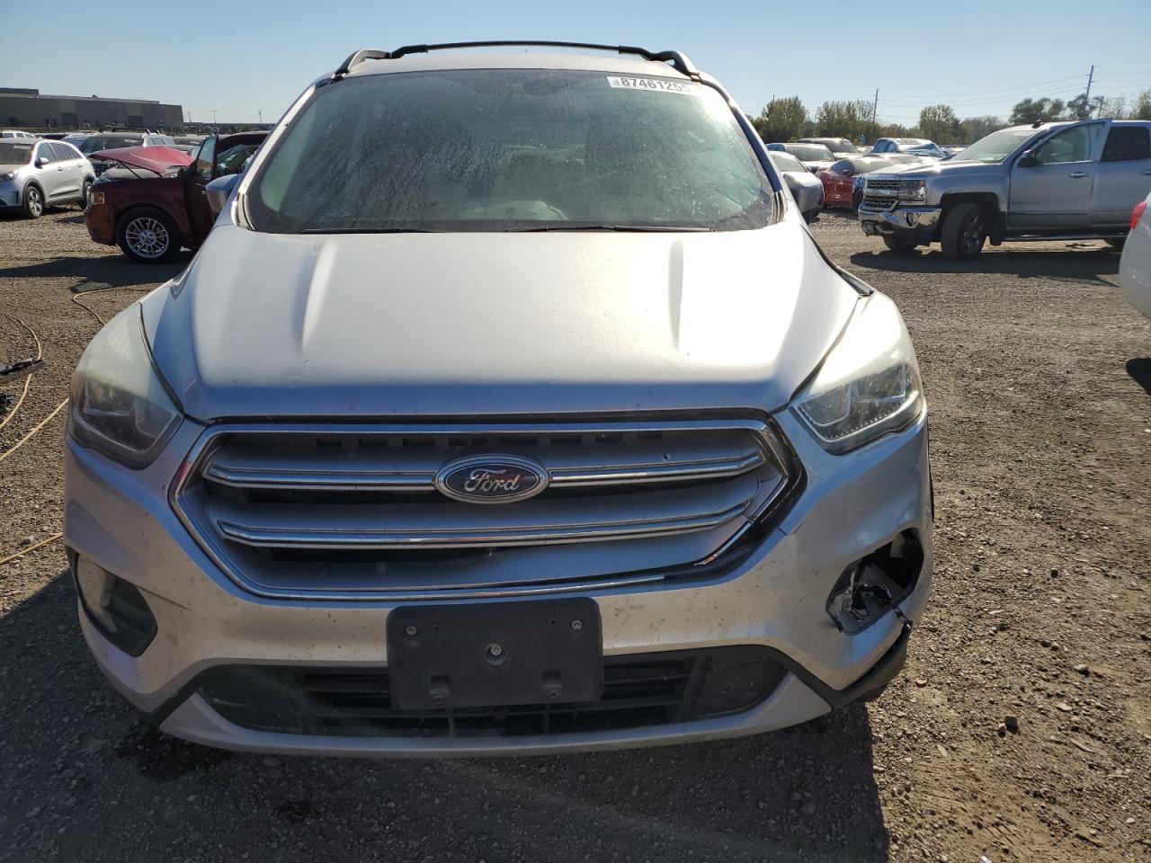2017 Ford Escape Se - Фото 5