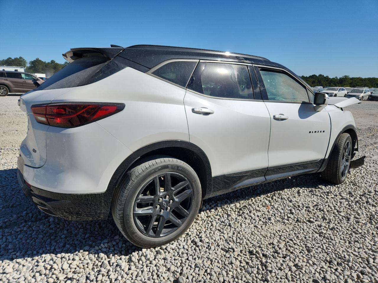 2023 Chevrolet Blazer Rs - Image 3