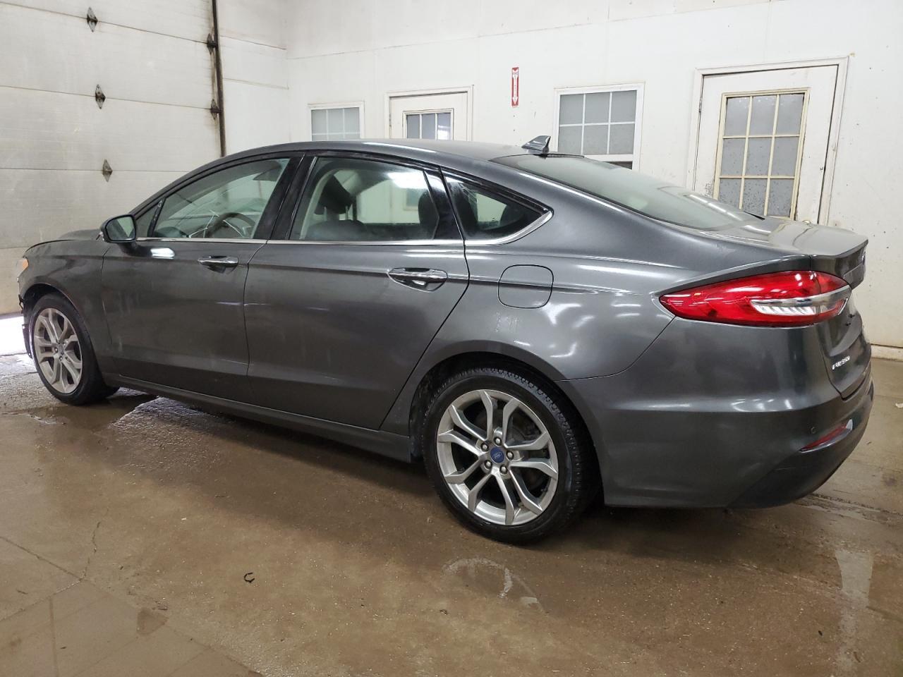 2020 Ford Fusion Sel - Image 2