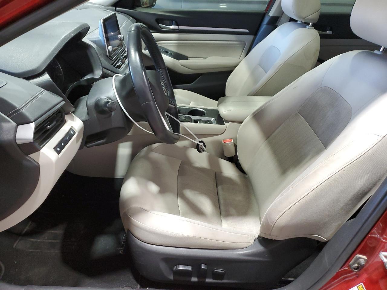 2019 Nissan Altima Sv - Фото 7