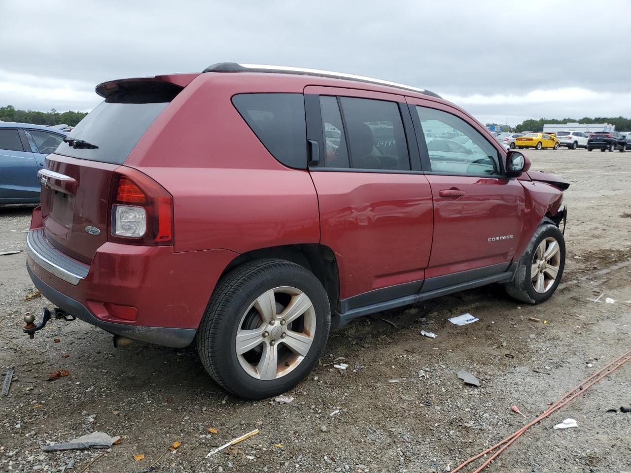 2015 Jeep Compass Latitude - Фото 3