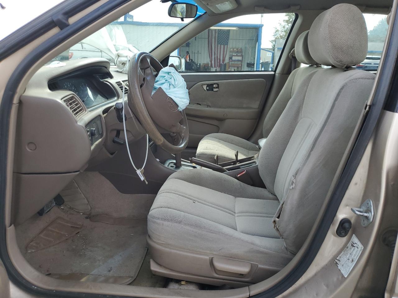 1999 Toyota Camry Ce - Фото 7