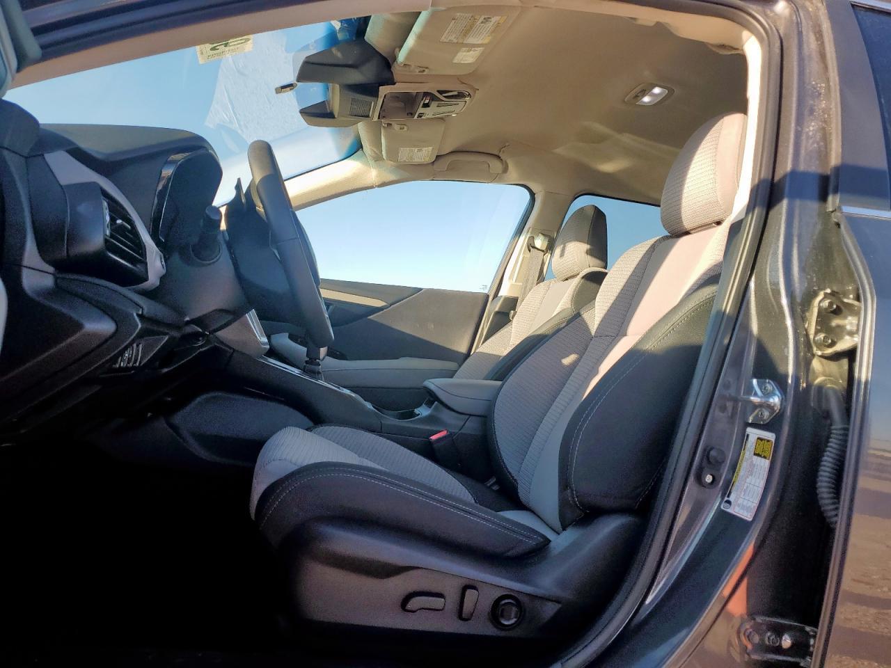 2025 Subaru Outback Premium - Image 7