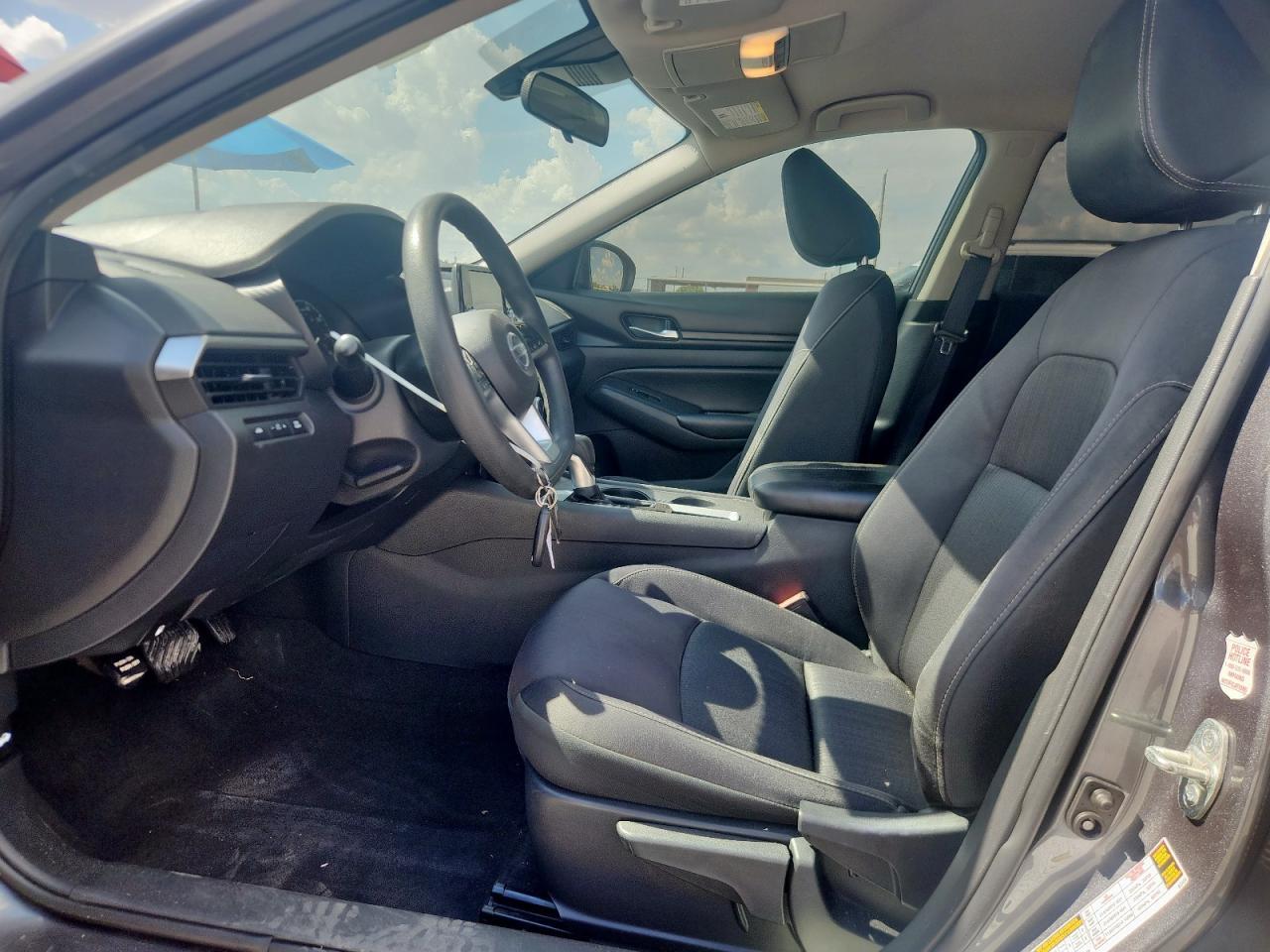 2021 Nissan Altima S - Image 7