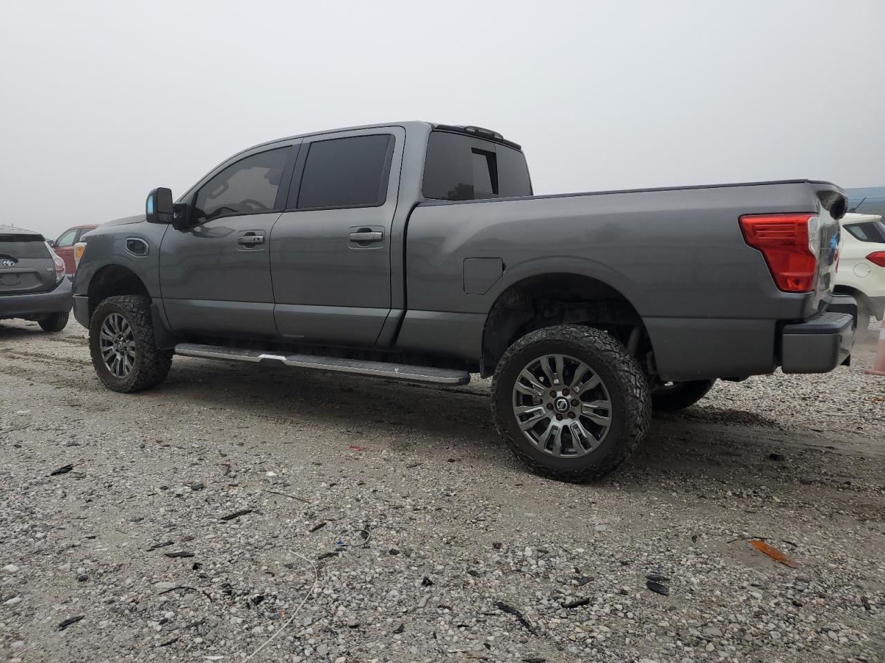 2016 Nissan Titan Xd Sl - Фото 2
