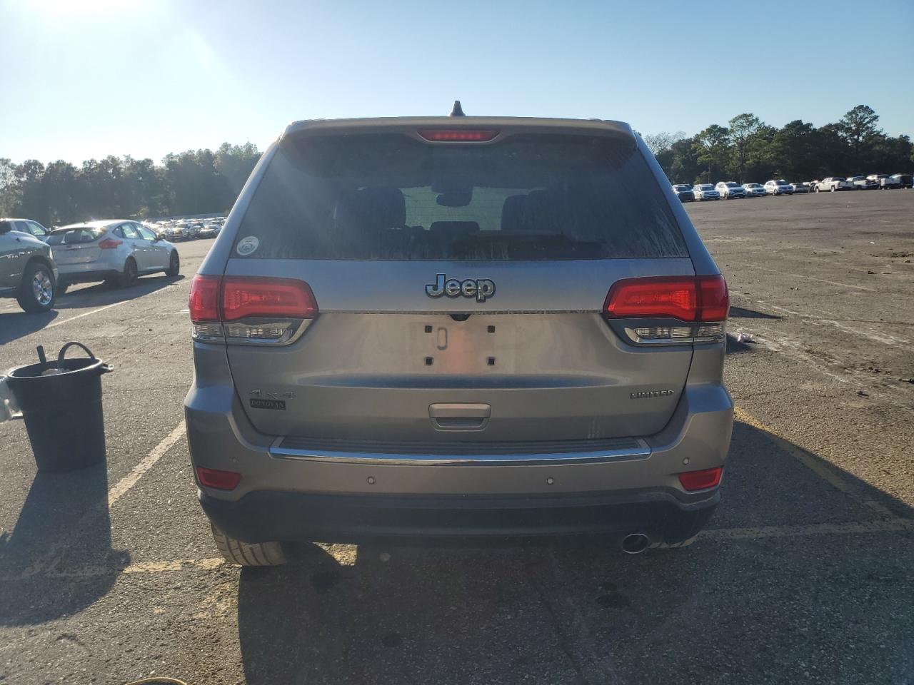 2019 Jeep Grand Cherokee Limited - Image 6
