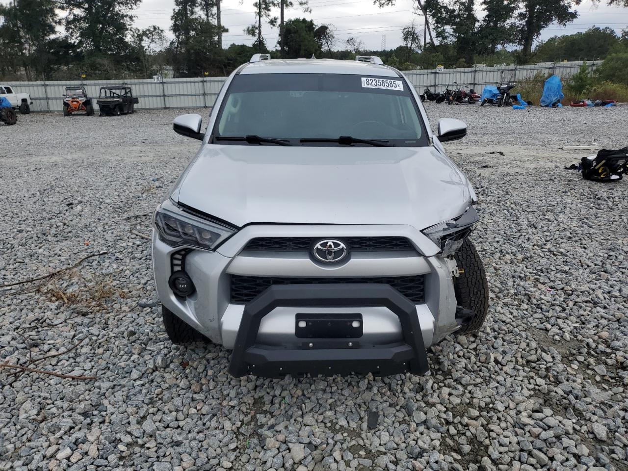 2015 Toyota 4Runner Sr5 - Image 5
