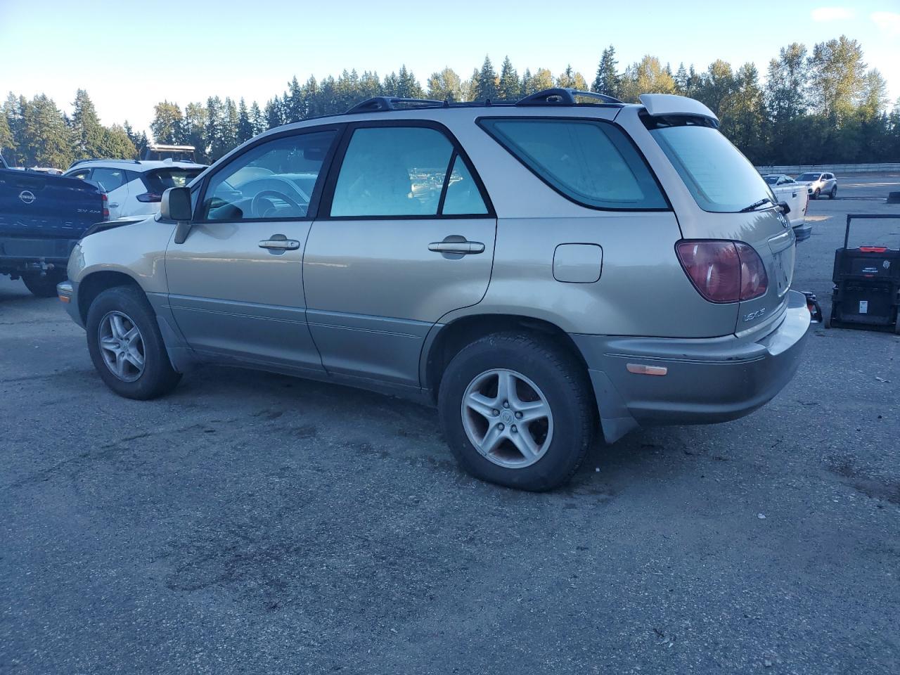 1999 Lexus Rx 300 - Image 2