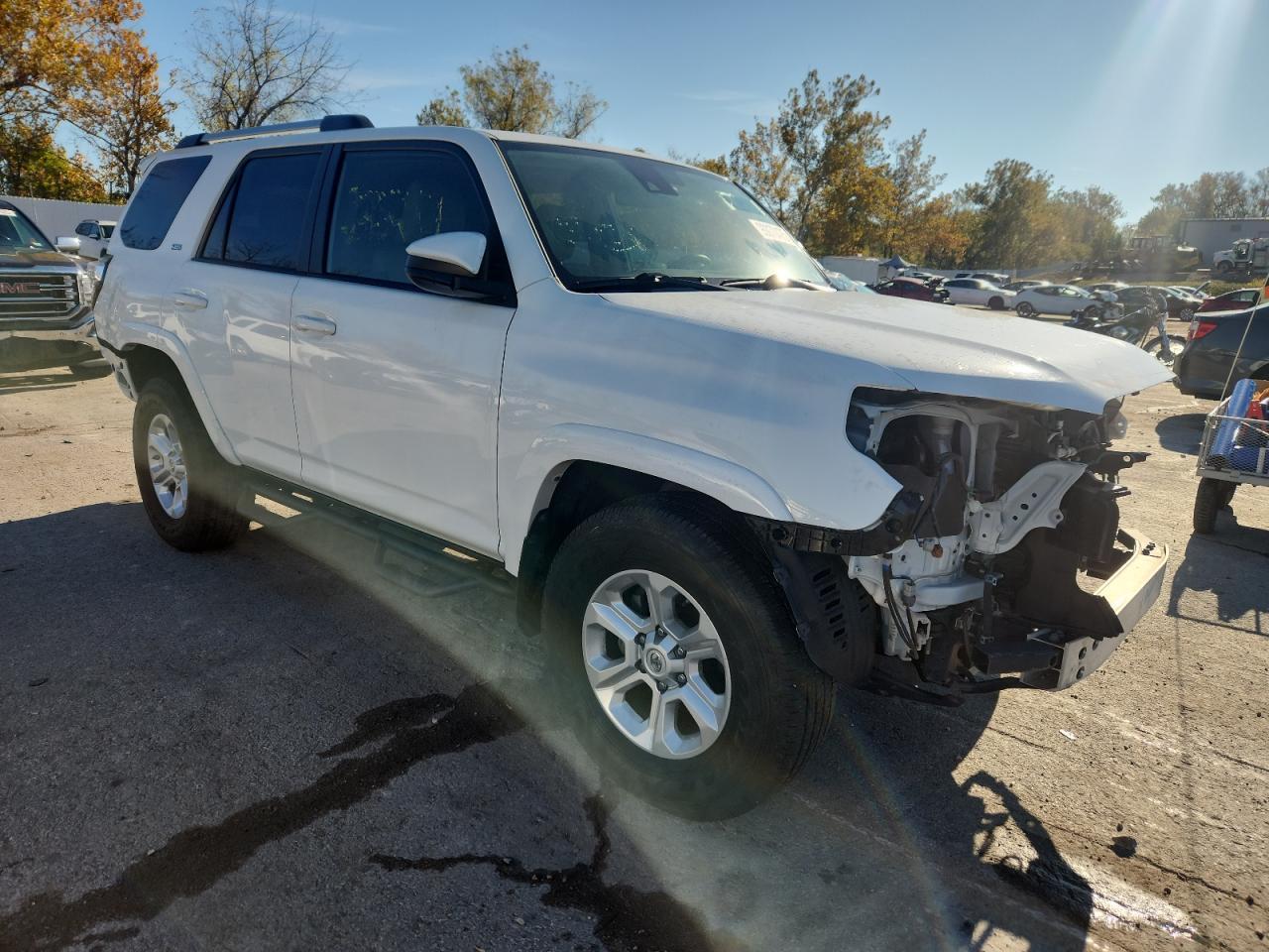 2021 Toyota 4Runner Sr5 - Image 4