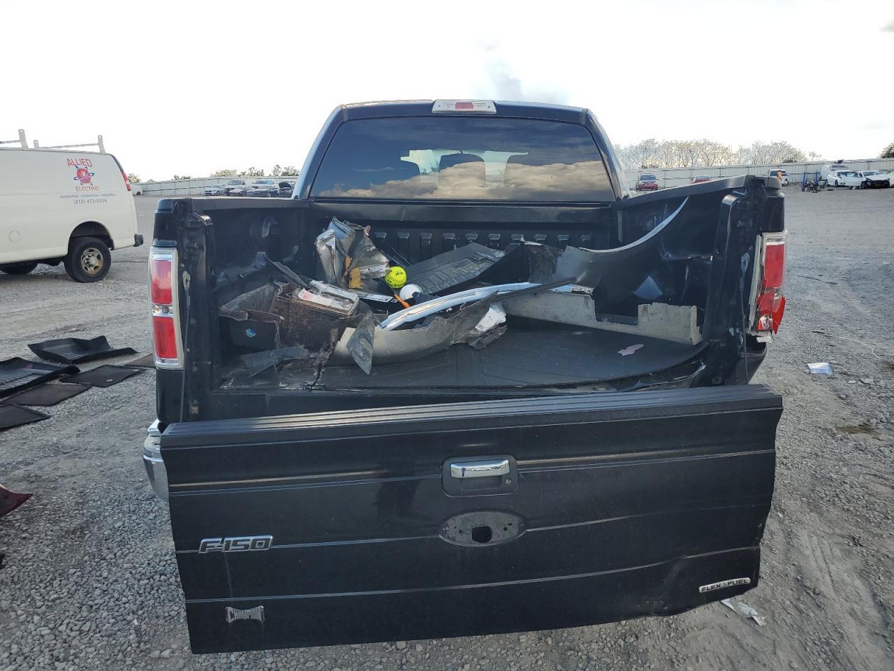 2011 Ford F150 Supercrew - Фото 6