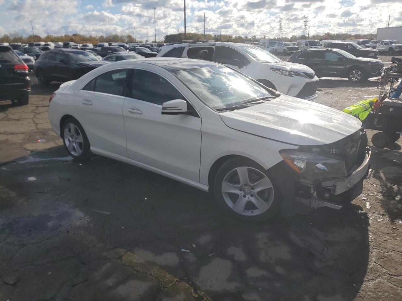 2015 Mercedes-Benz Cla 250 4Matic - Фото 4