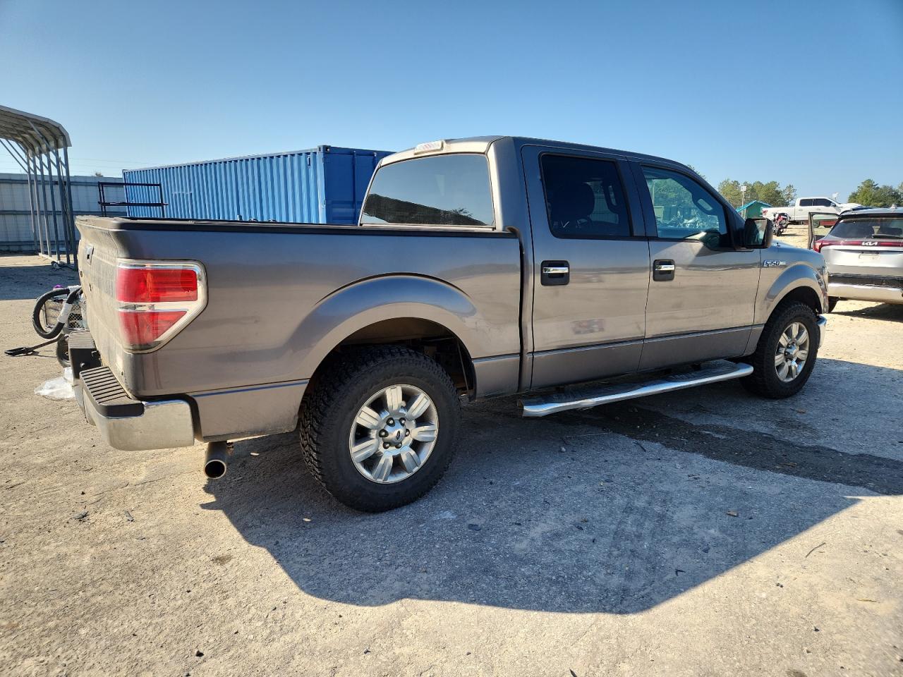 2011 Ford F150 Supercrew - Image 3