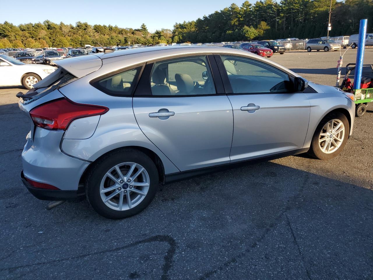 2017 Ford Focus Se - Фото 3