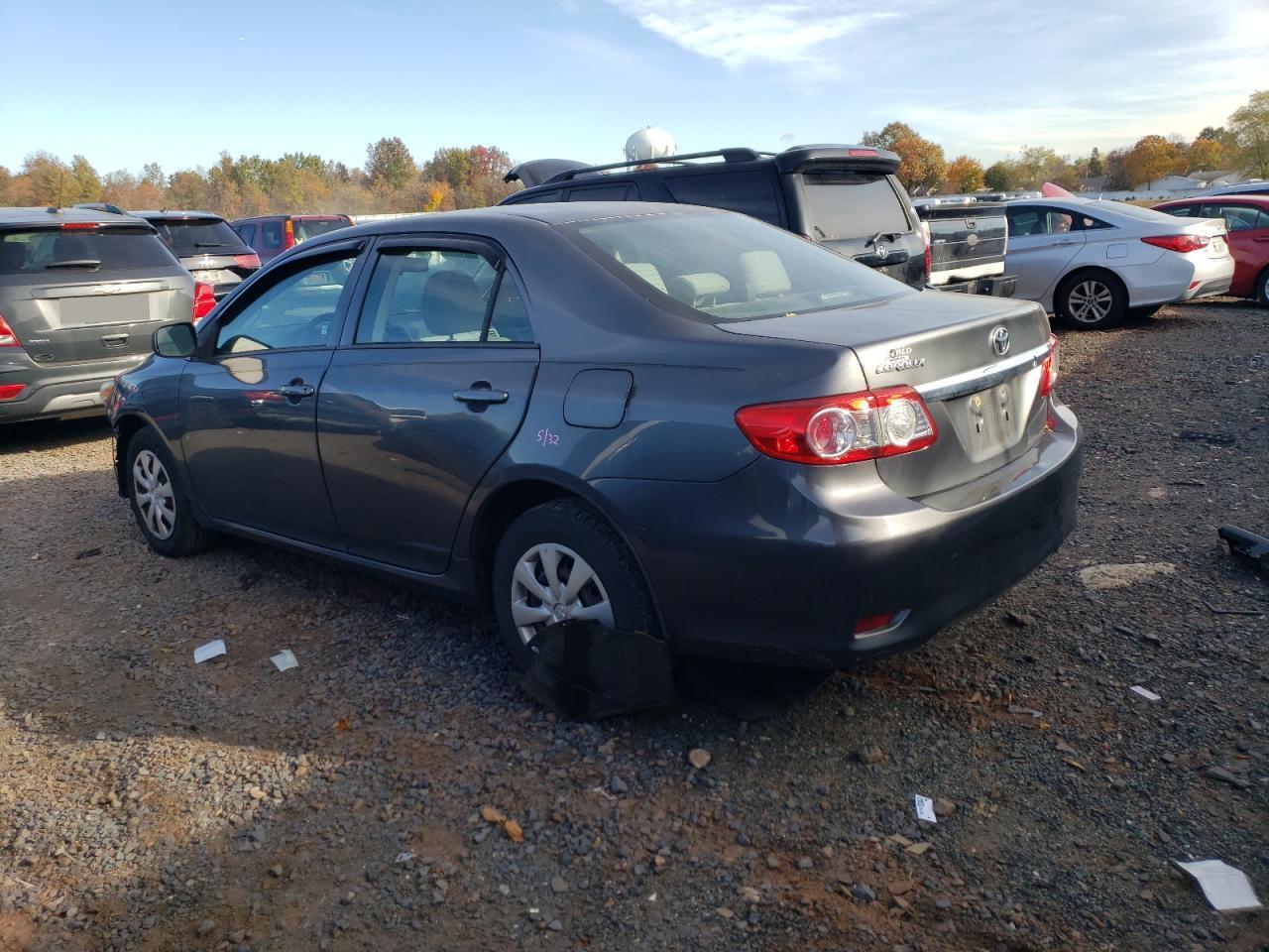 2012 Toyota Corolla L - Фото 2