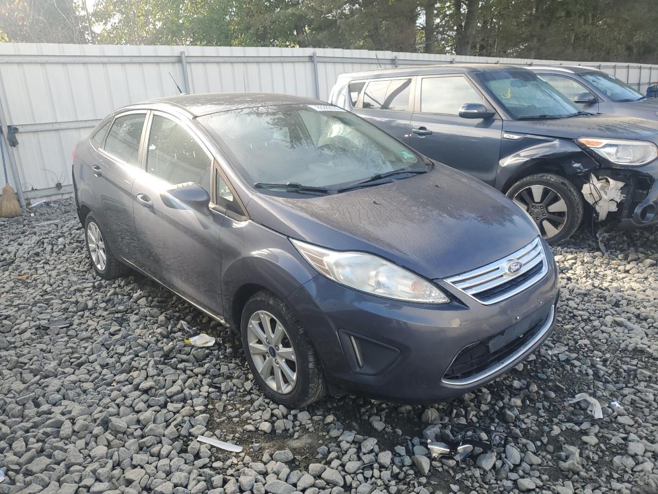 2012 Ford Fiesta Se - Фото 4