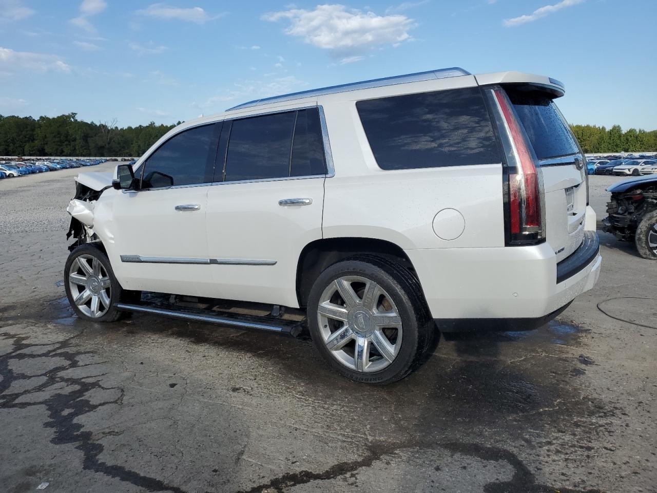 2020 Cadillac Escalade Premium Luxury - Фото 2