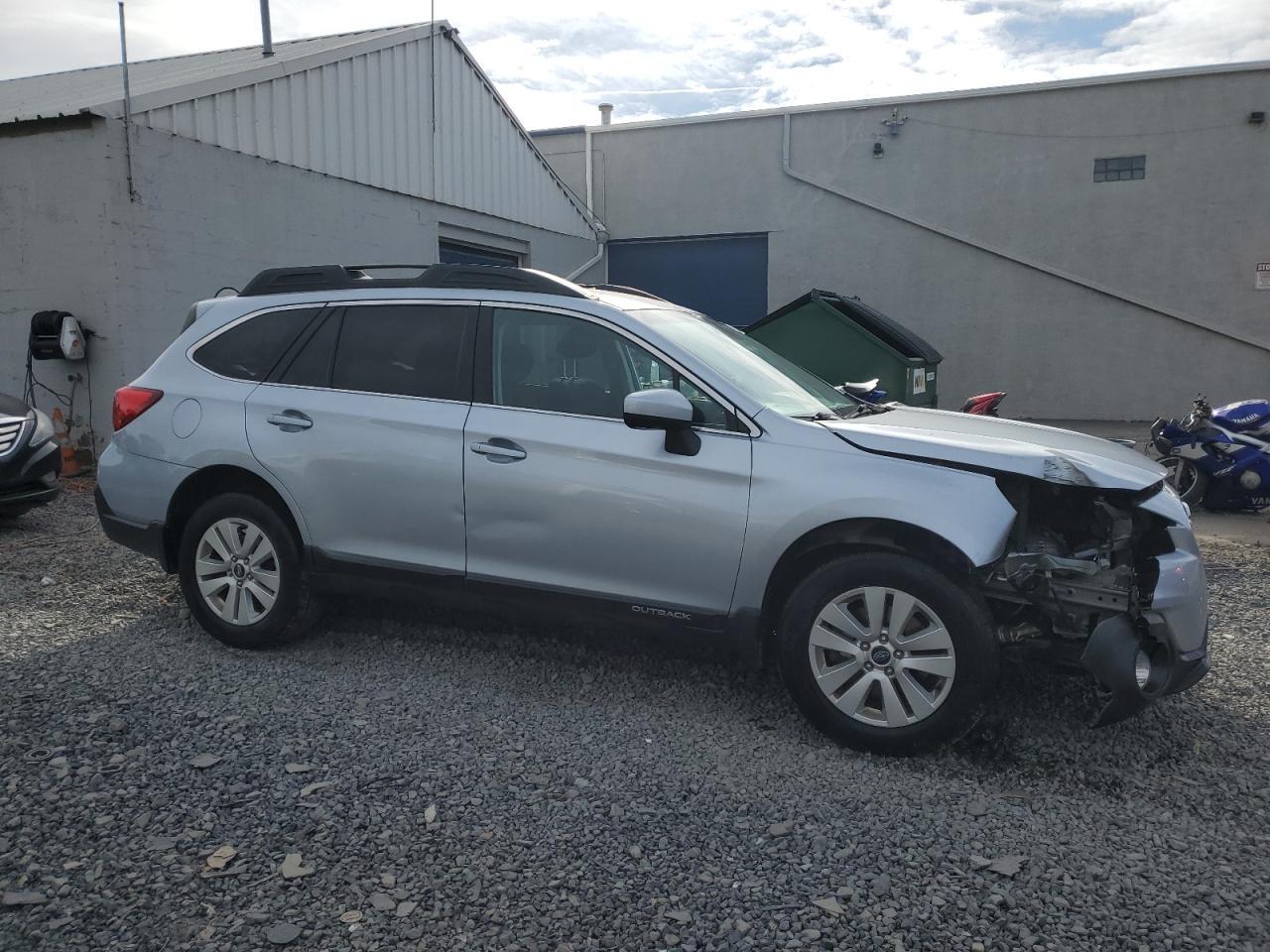 2019 Subaru Outback 2.5I Premium - Фото 4
