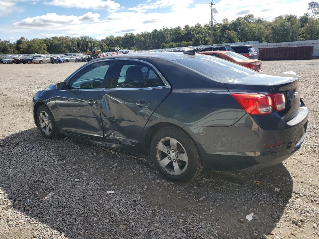 2015 Chevrolet Malibu Ls - Фото 2