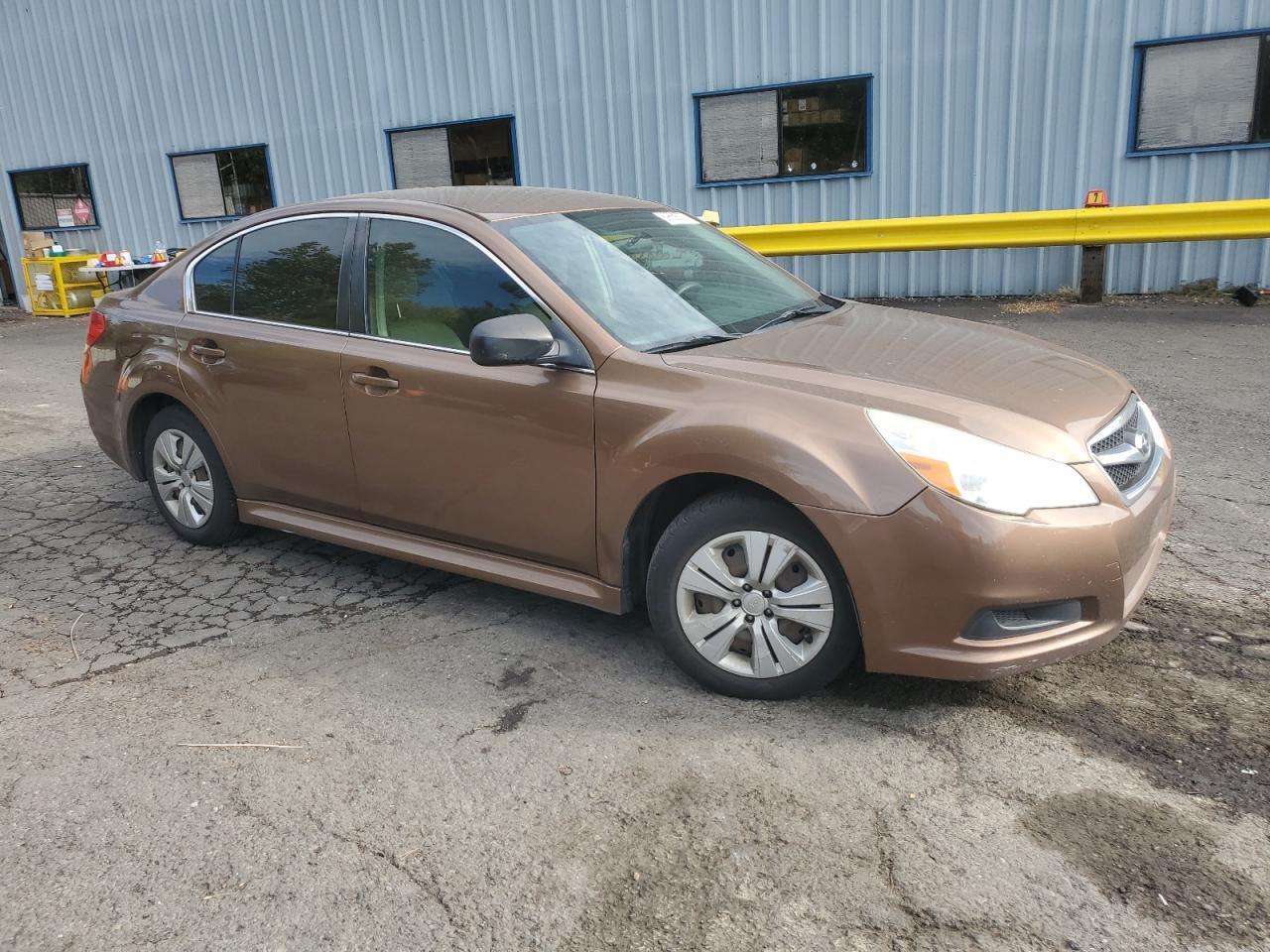 2011 Subaru Legacy 2.5I - Image 4
