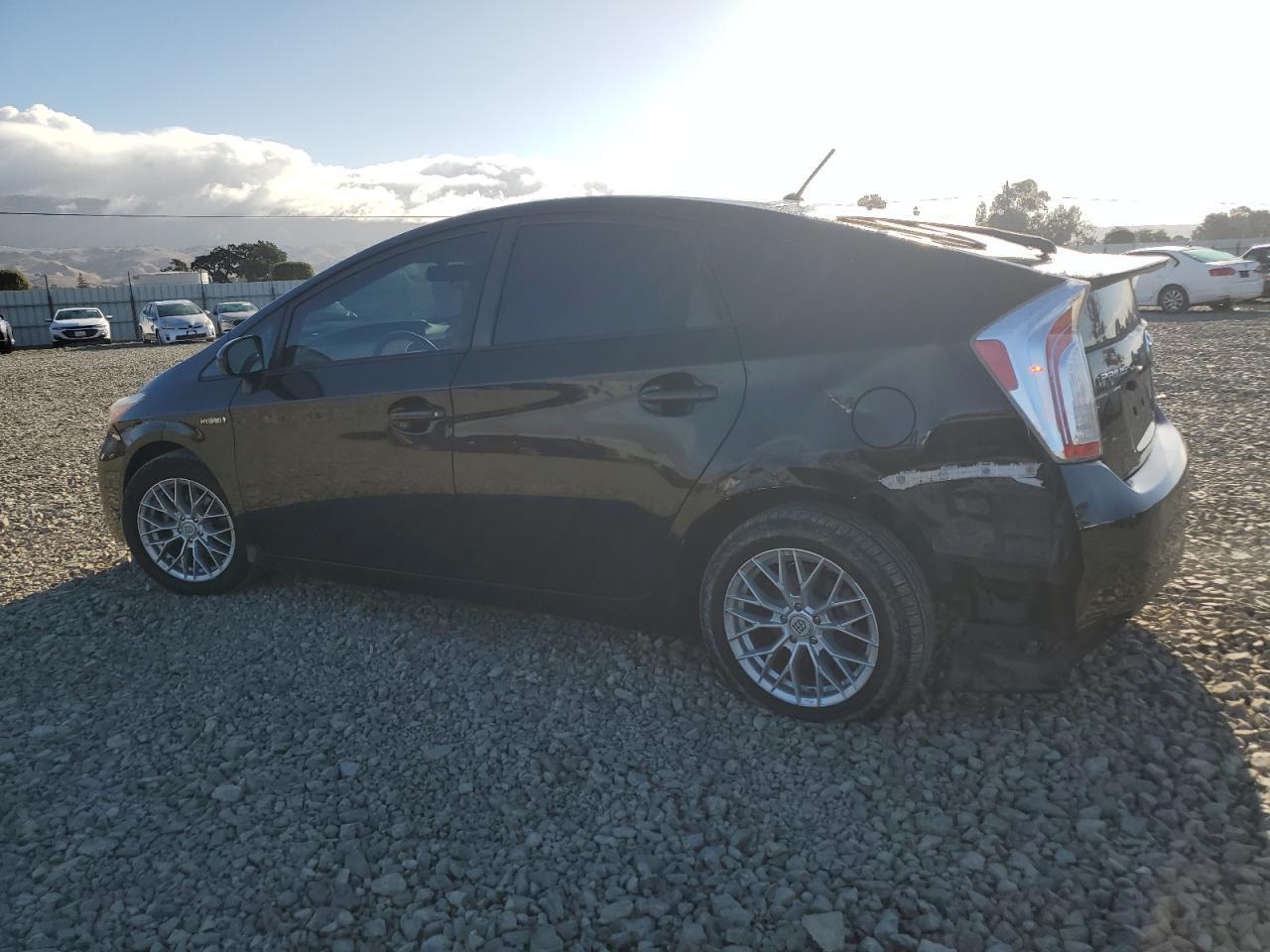 2014 Toyota Prius - Фото 2