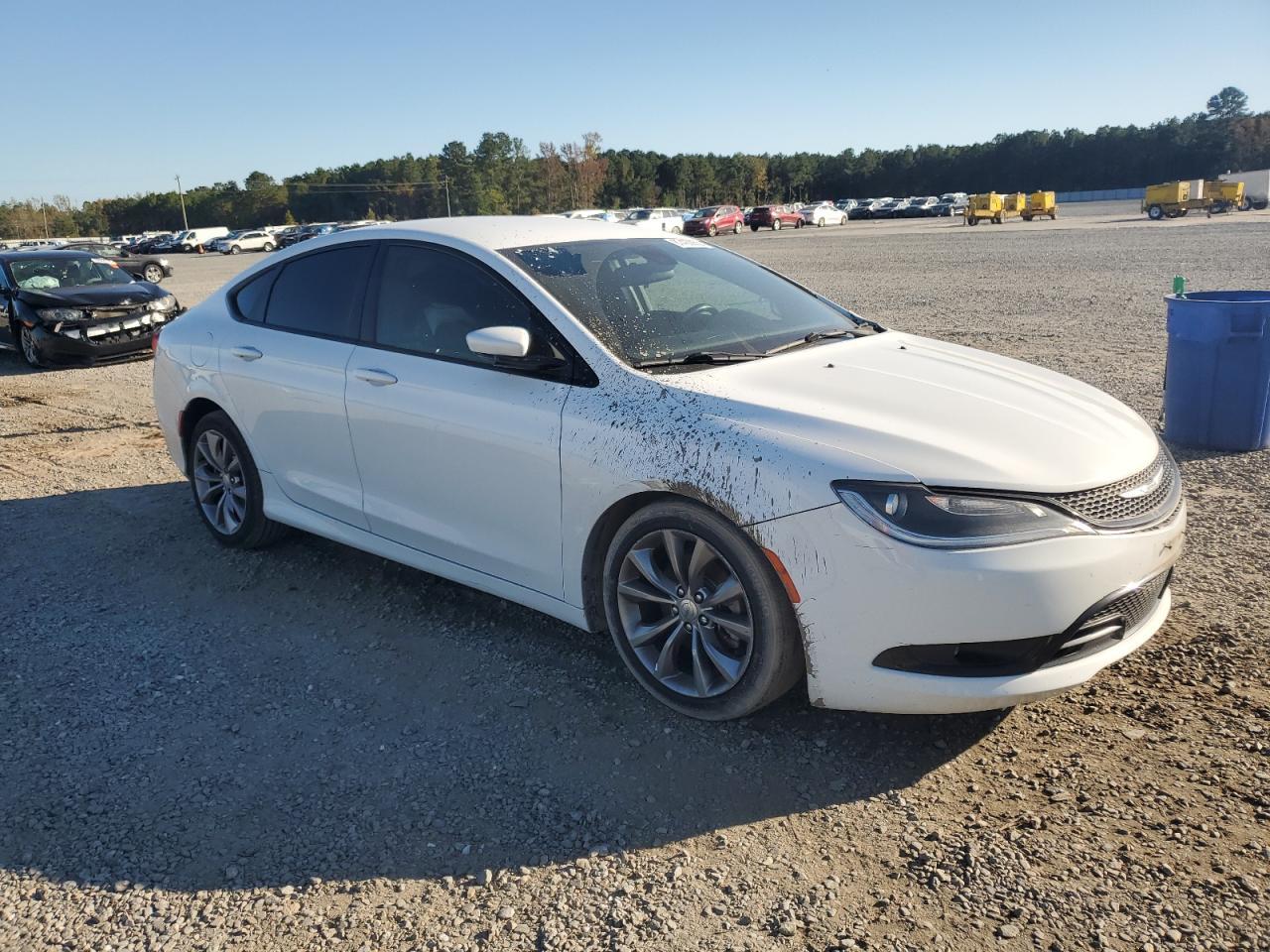 2015 Chrysler 200 S - Image 4