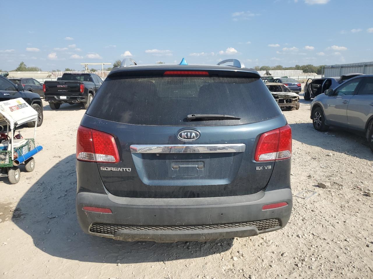 2011 Kia Sorento Ex - Фото 6
