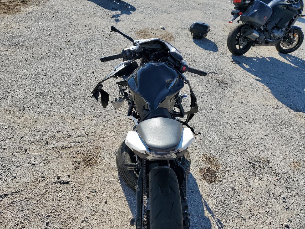 2025 Kawasaki Ex650 R - Фото 6