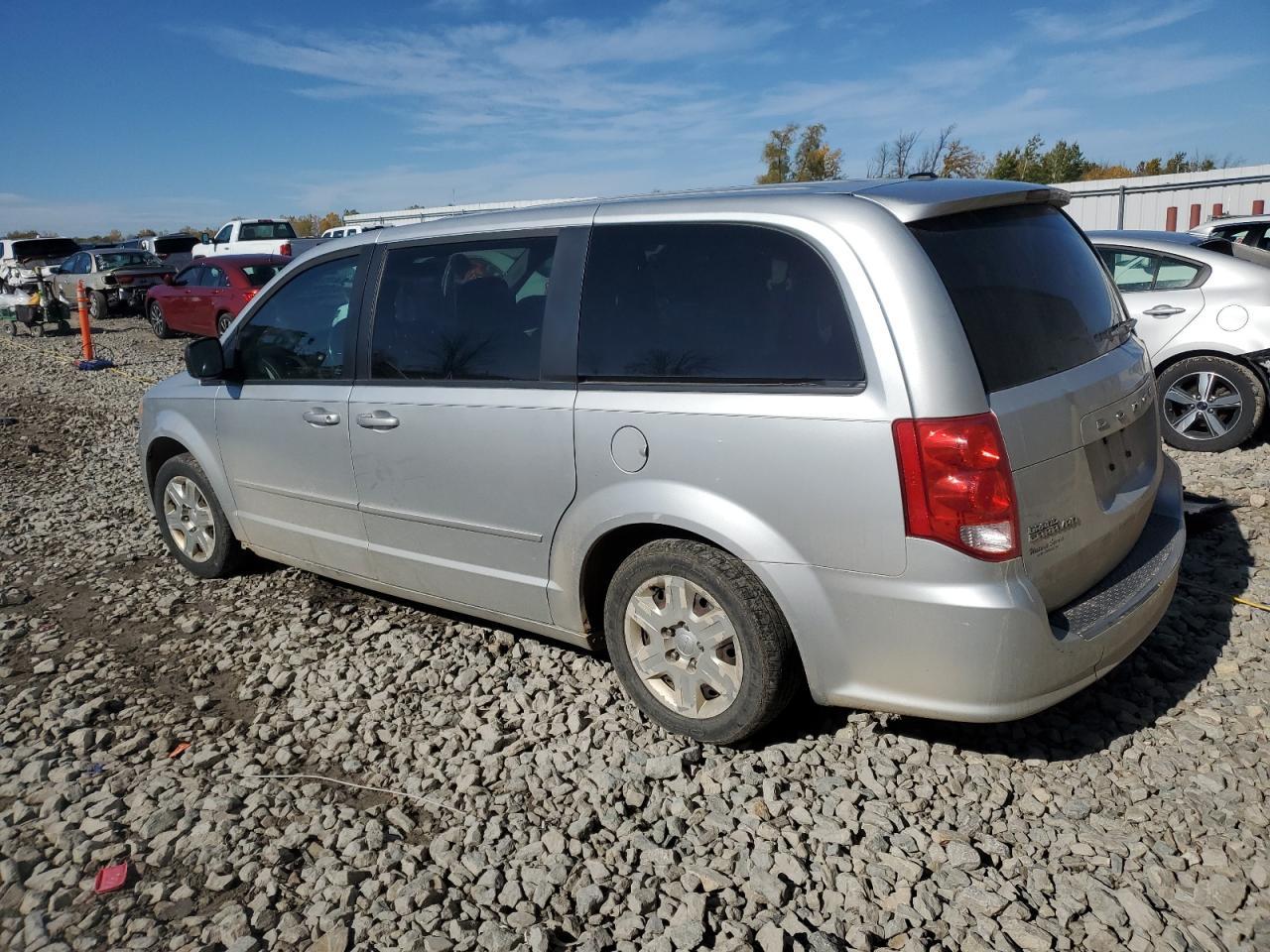 2011 Dodge Grand Caravan Express - Фото 2