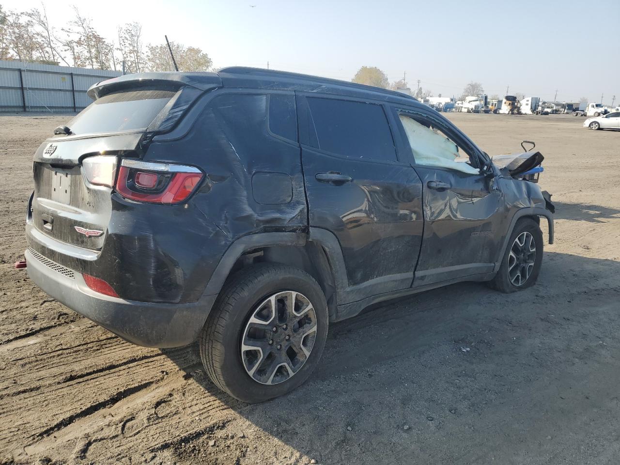 2019 Jeep Compass Trailhawk - Фото 3