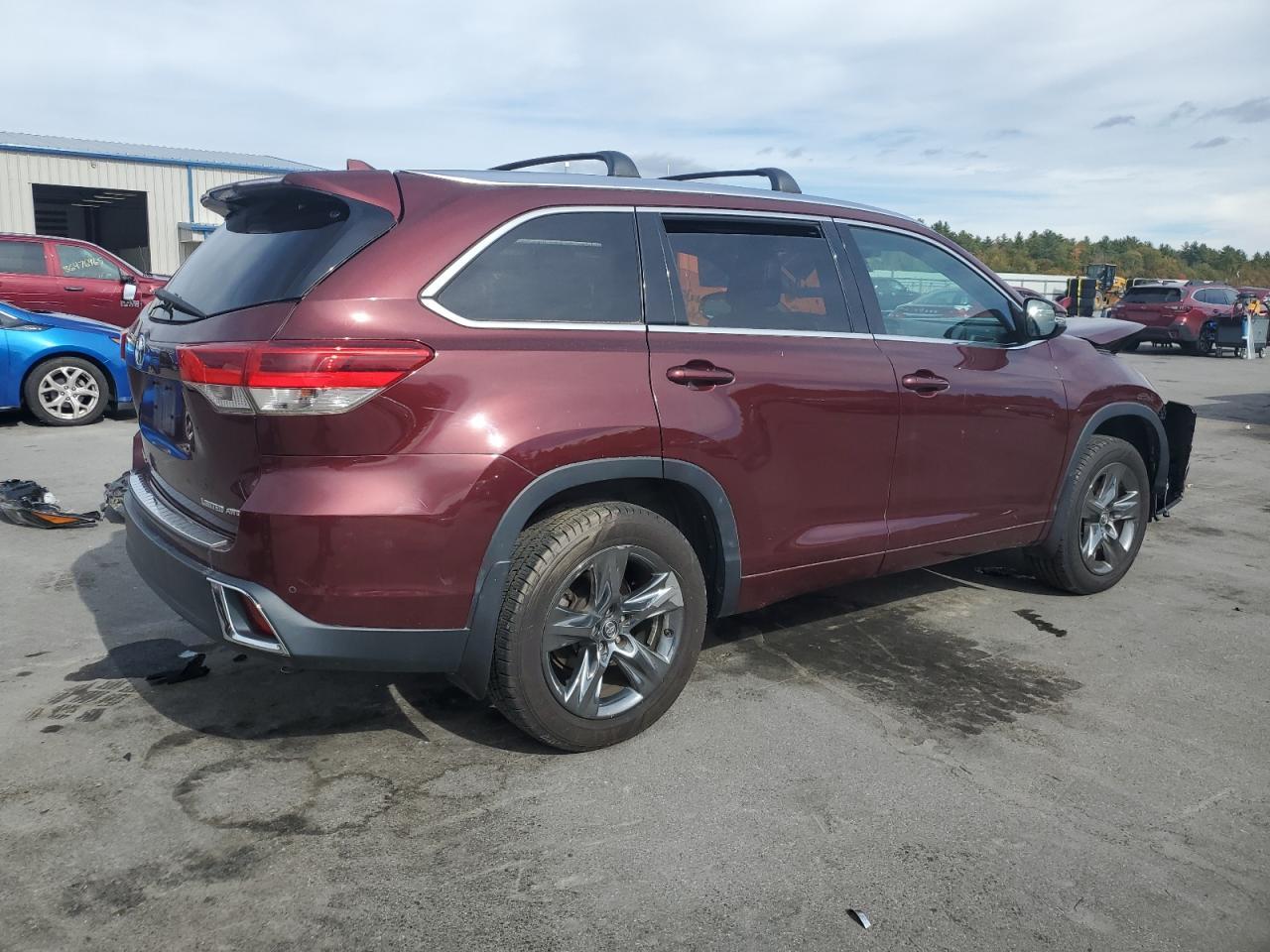 2017 Toyota Highlander Limited - Фото 3