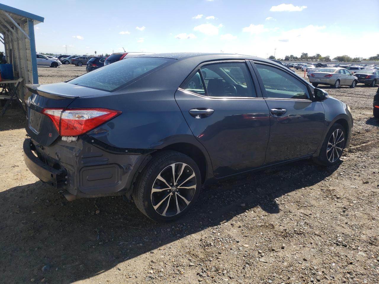 2015 Toyota Corolla L - Фото 3